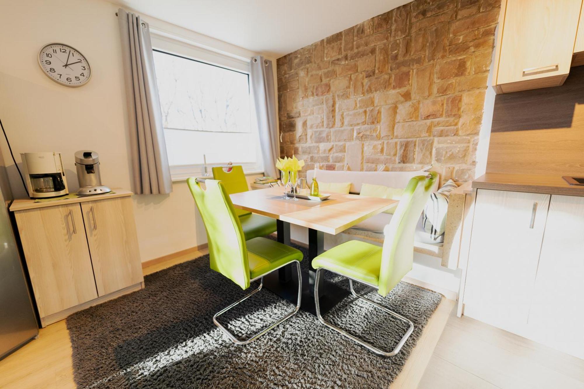 Ferienhaus Schoene Aussicht Ferienwohnung Gruen Hemfurth-Edersee Exterior foto